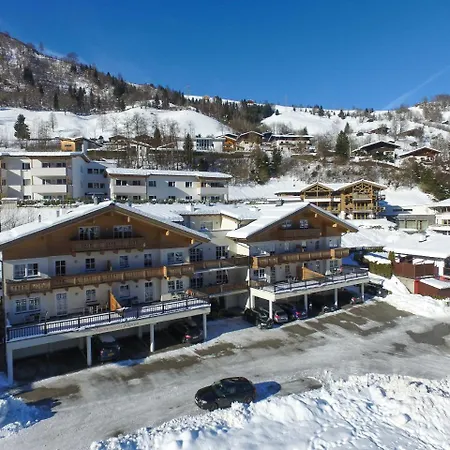 All Seasons Lodge By All In One Apartments Kaprun Exterior photo