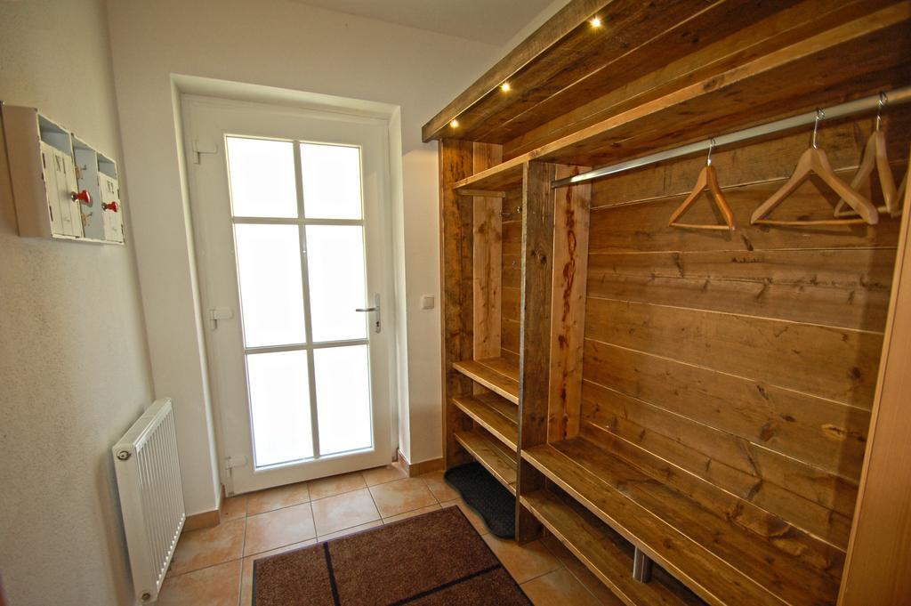 Apartment Seasons By In One